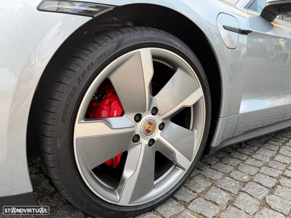 Porsche Taycan 4S Bateria Performance Plus - 9