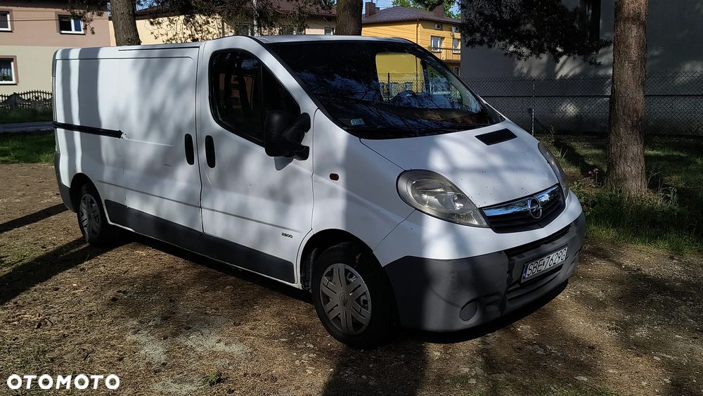 Opel Vivaro - 1
