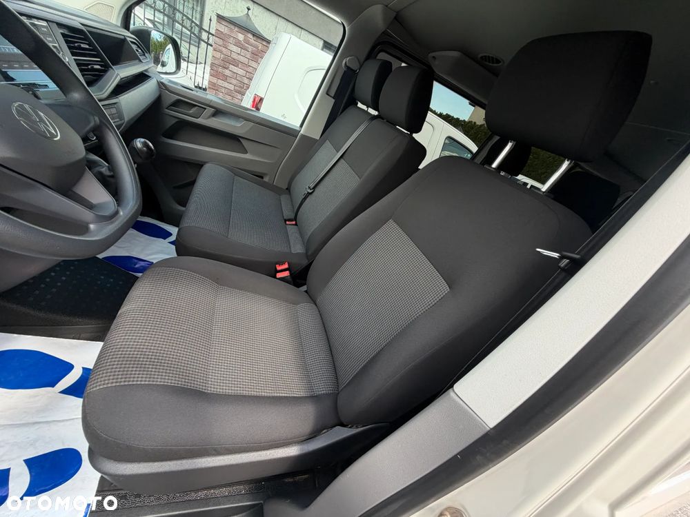 Volkswagen Transporter L2H1 Plus Trendline - 11