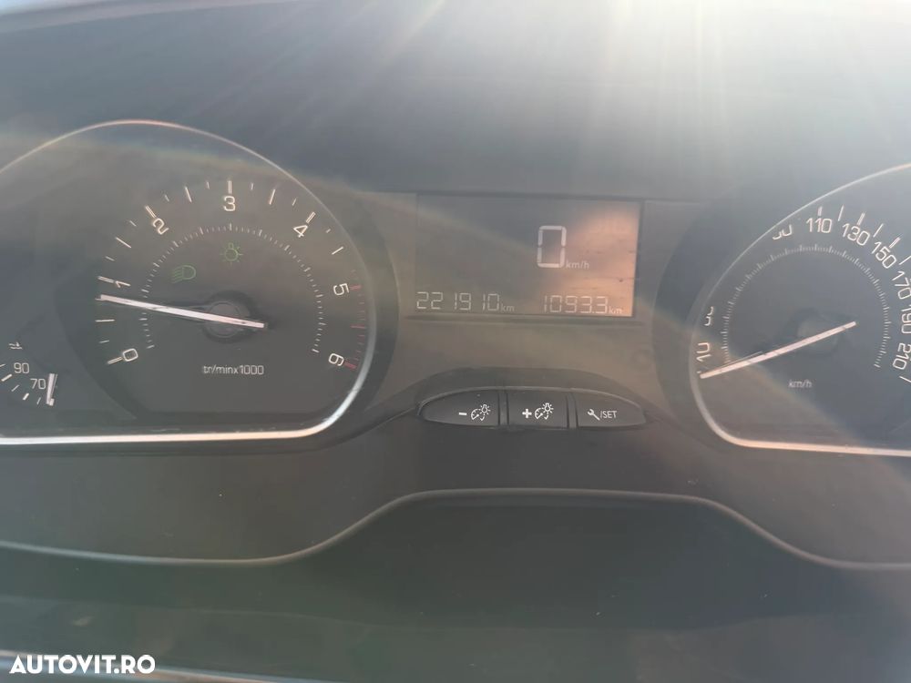 Peugeot 208 1.6 BlueHDi FAP Active - 15