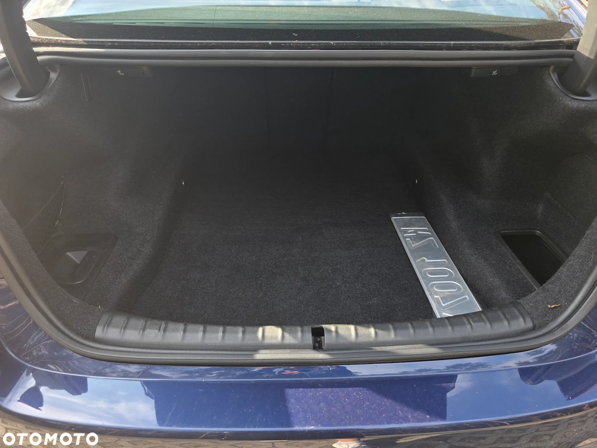 BMW Seria 5 520d xDrive - 28