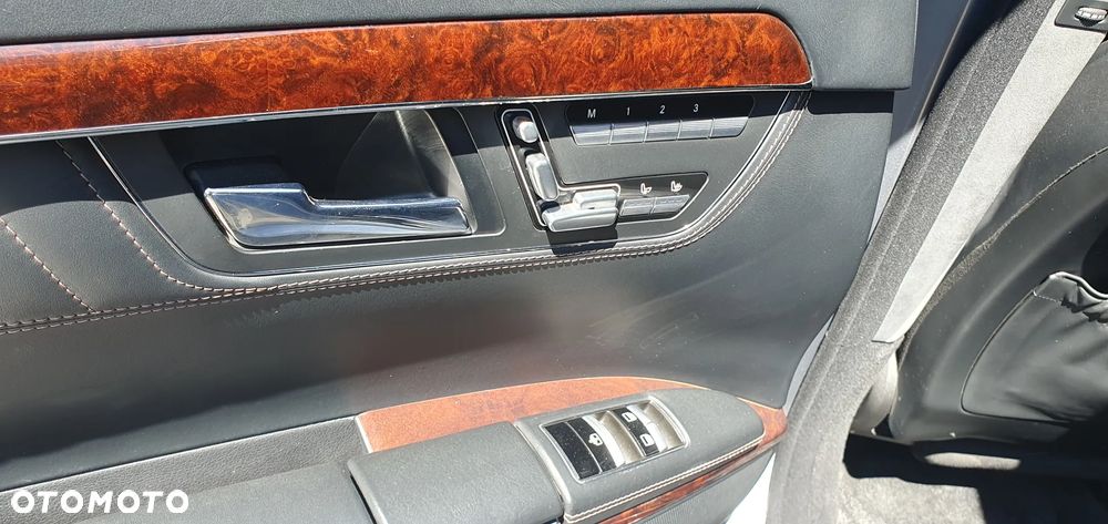 Mercedes-Benz Klasa S 600 L Automatik - 29