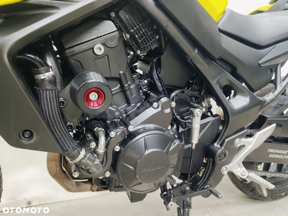 Honda Hornet - 25