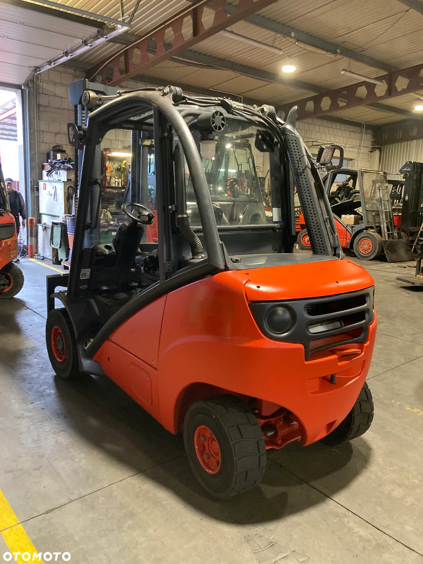 Linde [2019] WÓZEK WIDŁOWY LINDE H30D diesel 3t - 7