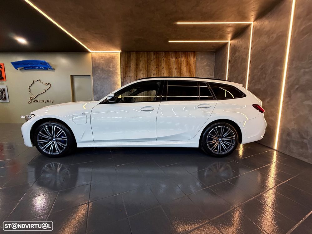 BMW 330 e Touring Aut. M Sport - 10