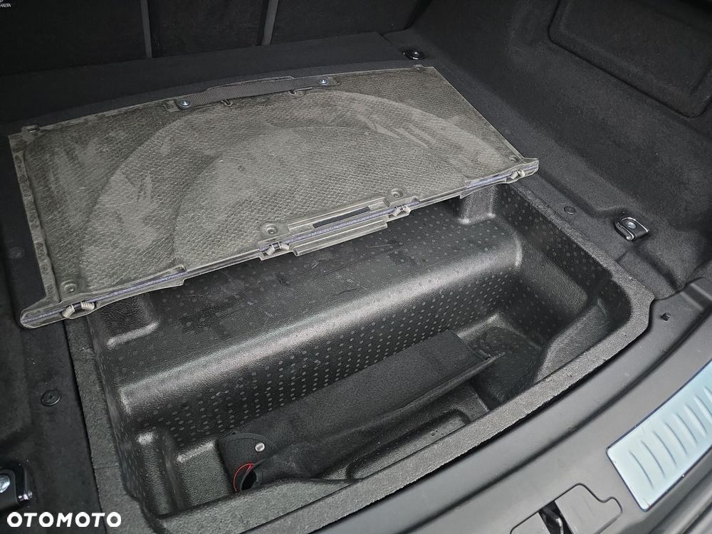 Land Rover Range Rover Velar - 25