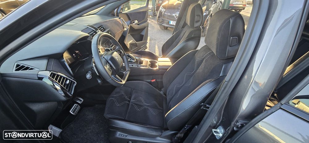 DS DS7 Crossback E-Tense Performance Line+ EAT8 - 12