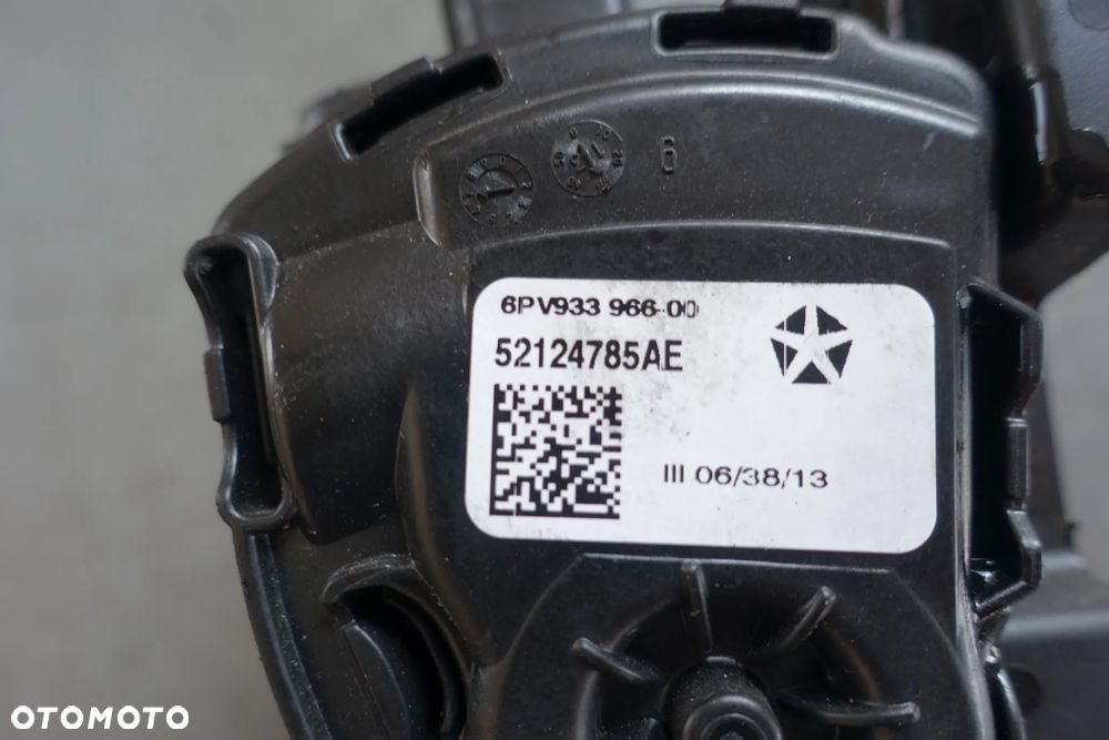 POTENCJOMETR GAZU CHEROKEE WK2 3.0 CRD 14r. 52124785AE - 3
