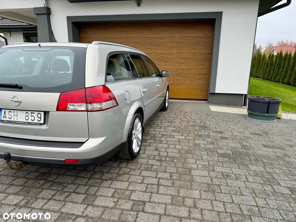 Opel Vectra 1.8 Caravan Cosmo - 12