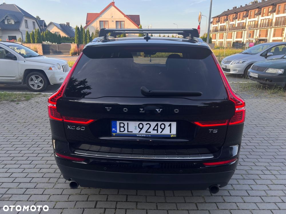Volvo XC 60 T5 AWD Momentum - 6