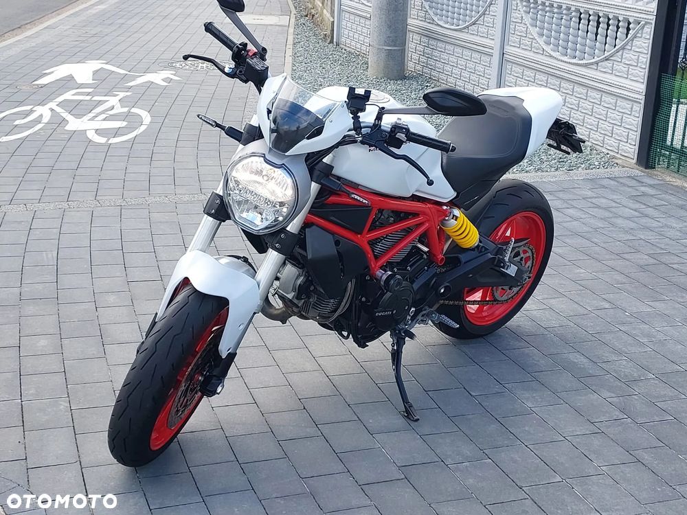 Ducati Monster - 30