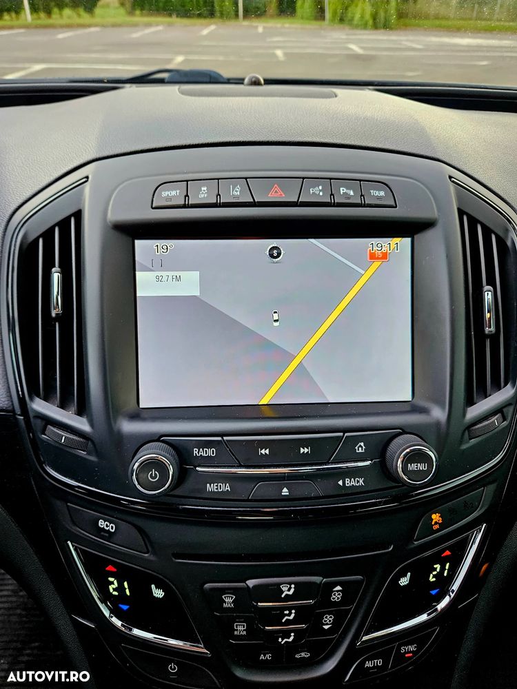 Opel Insignia 2.0 CDTI 4x4 Start/Stop Cosmo - 17