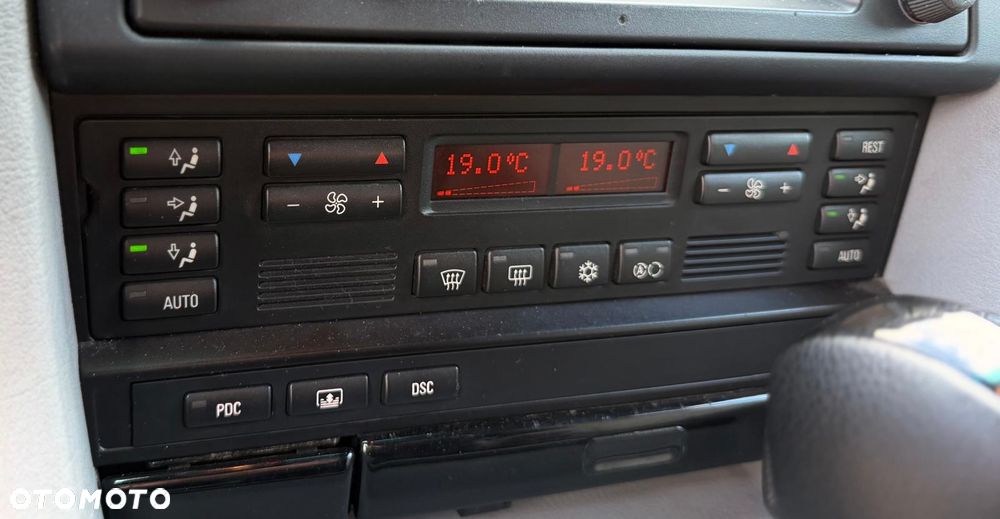 BMW Seria 7 - 19