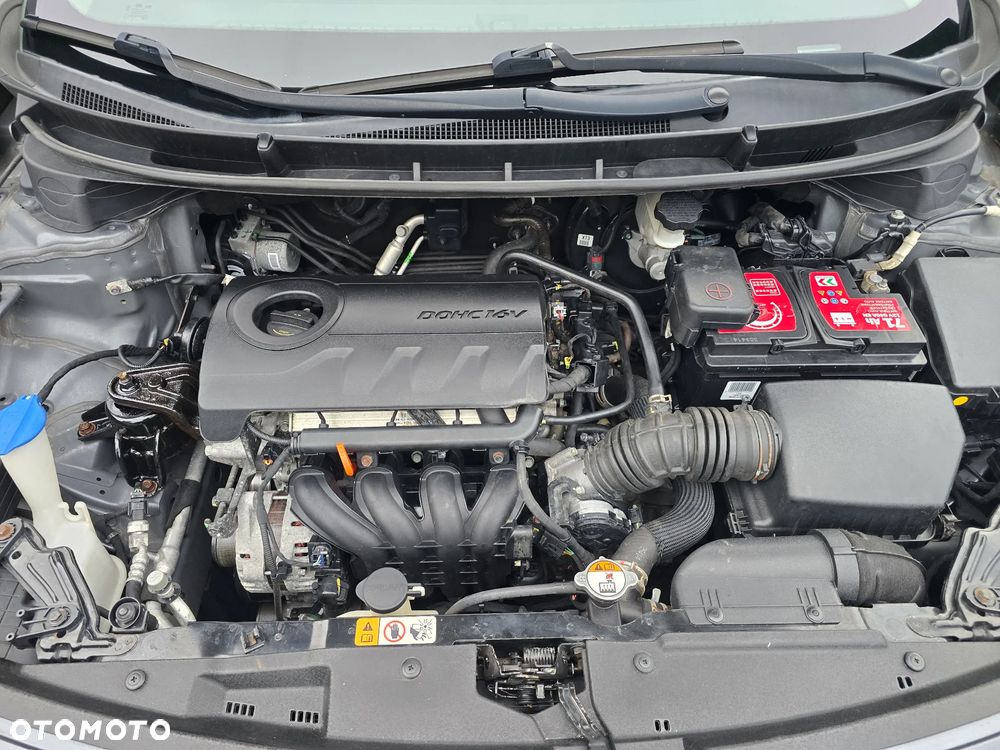 Hyundai i30 blue 1.4 Style - 29