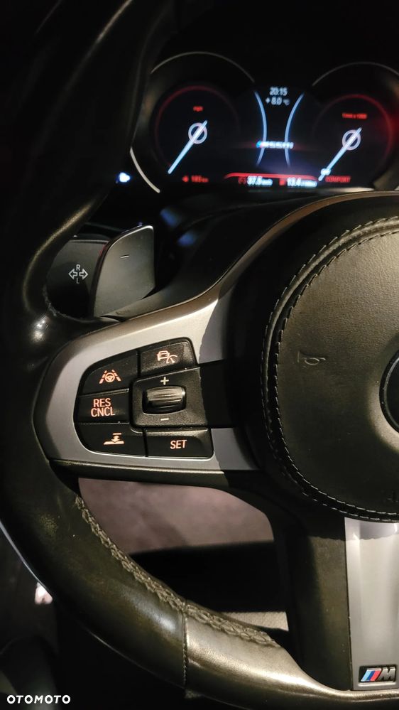 BMW Seria 5 M550i xDrive - 21
