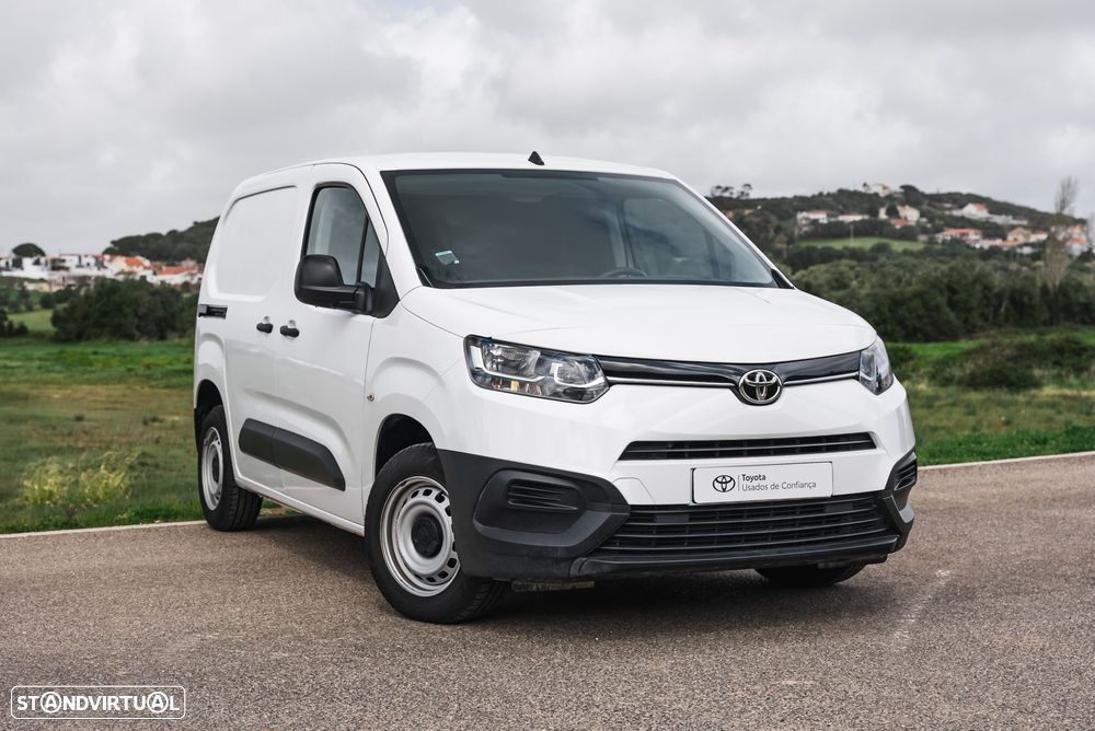 Toyota Proace - 1