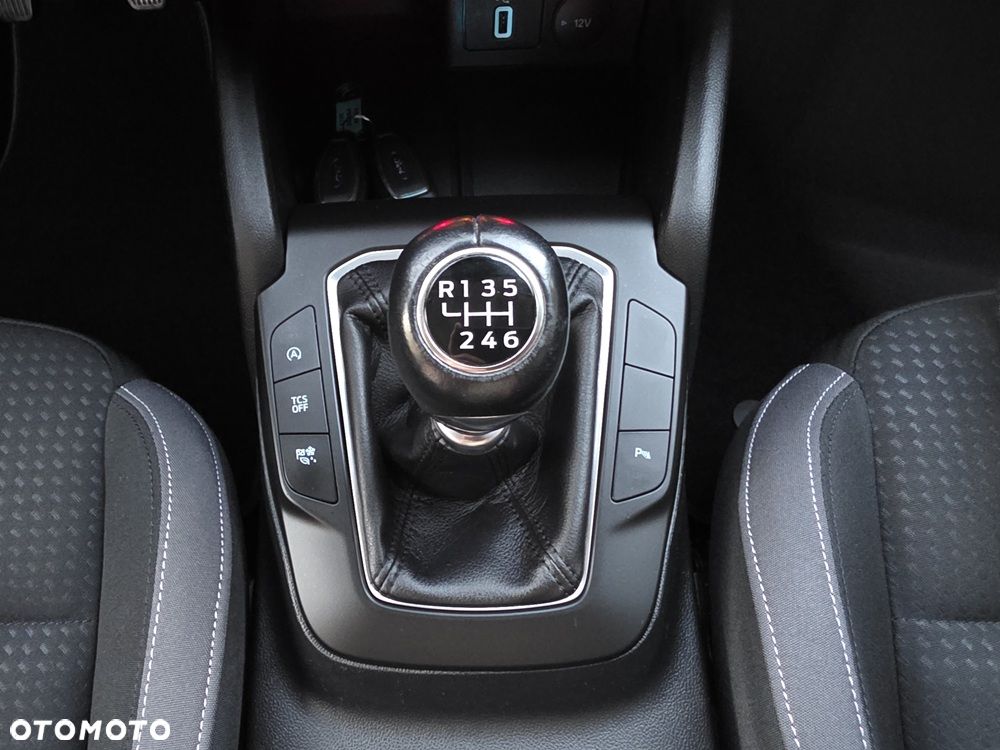Ford Focus 1.5 EcoBlue Start-Stopp-System COOL&CONNECT DESIGN - 25