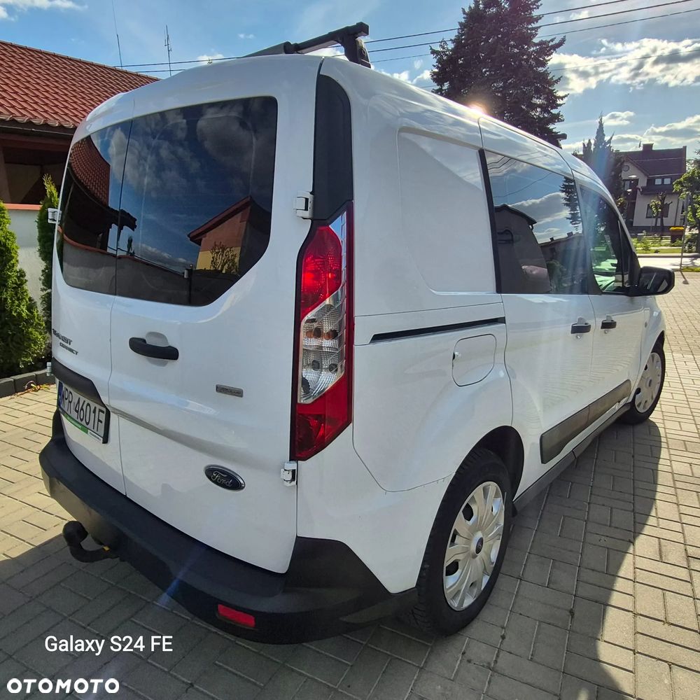 Ford Transit Connect - 20