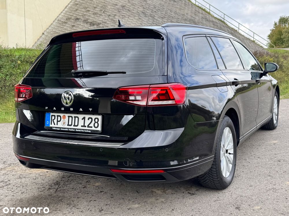 Volkswagen Passat - 40