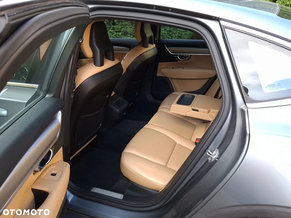 Volvo S90 D4 Momentum - 13