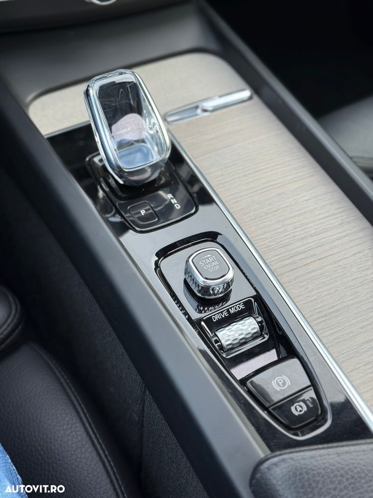 Volvo XC 60 D5 AWD Geartronic Inscription - 20