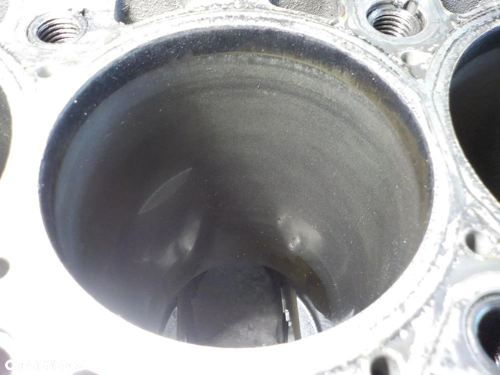 VW T5 2.5 TDI BNZ BPC BLOK SILNIKA - 4