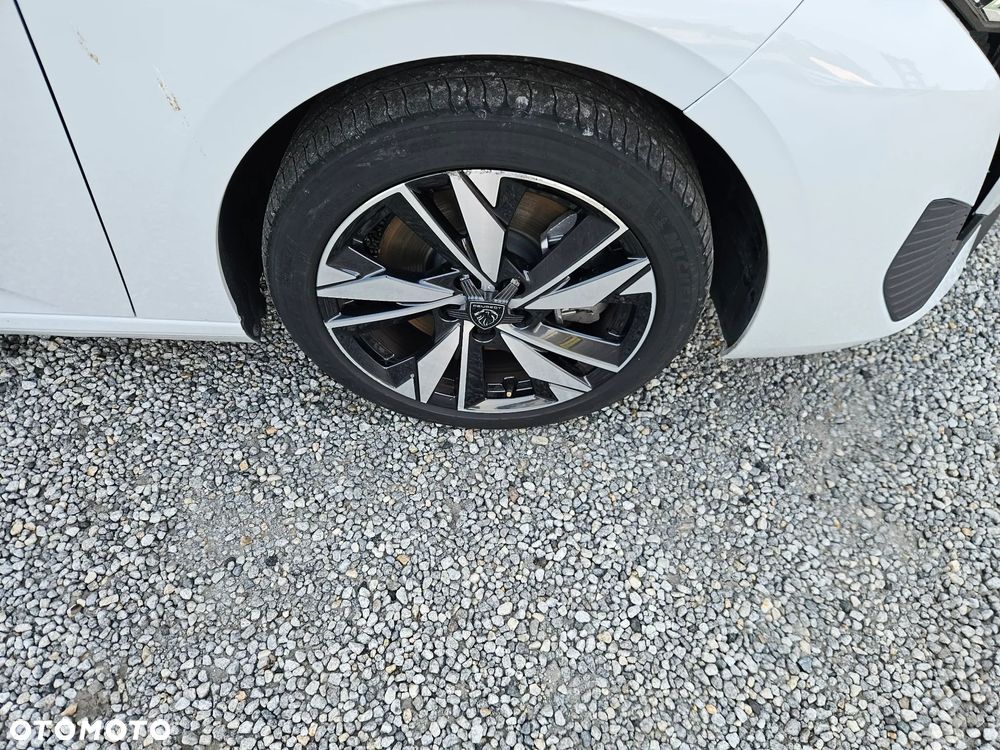 Peugeot 308 Hybrid 180 e-EAT8 Active Pack - 8