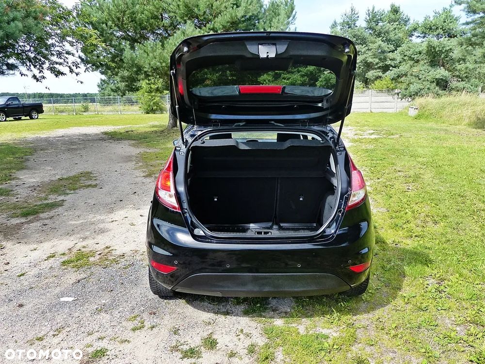 Ford Fiesta 1.25 Titanium EU5 - 10