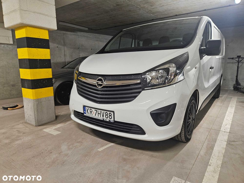 Opel Vivaro - 1