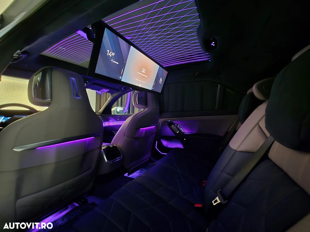BMW Seria 7 - 21