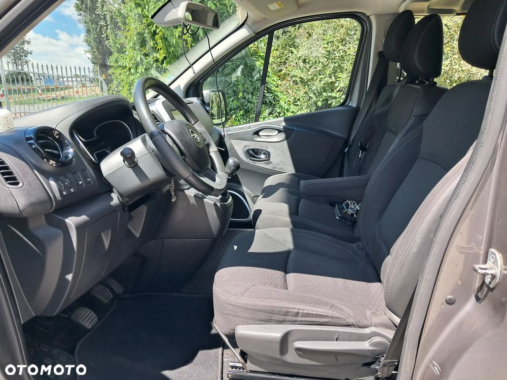 Opel Vivaro L2H1 2,9t Sport - 10