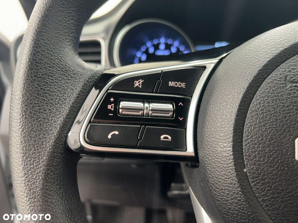 Kia Ceed - 22