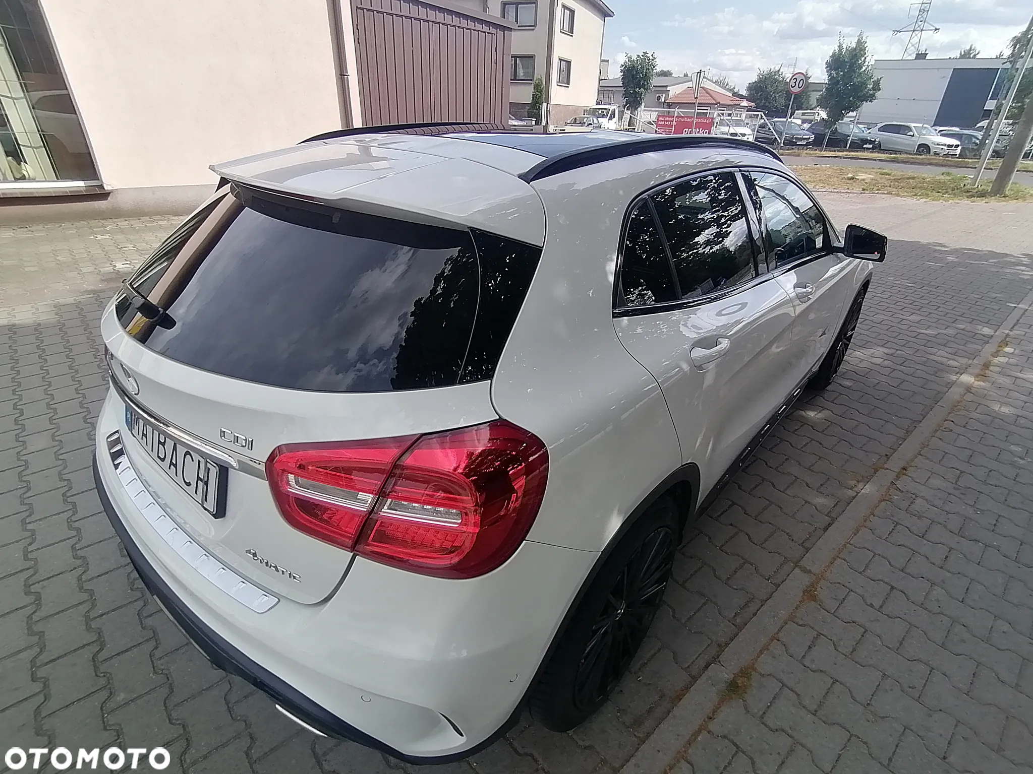 Mercedes-Benz GLA 220 CDI 4-Matic - 17