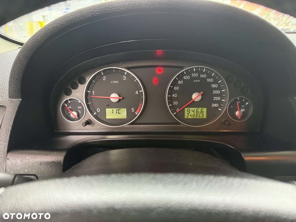 Ford Mondeo 2.0 TDCI Ambiente - 9
