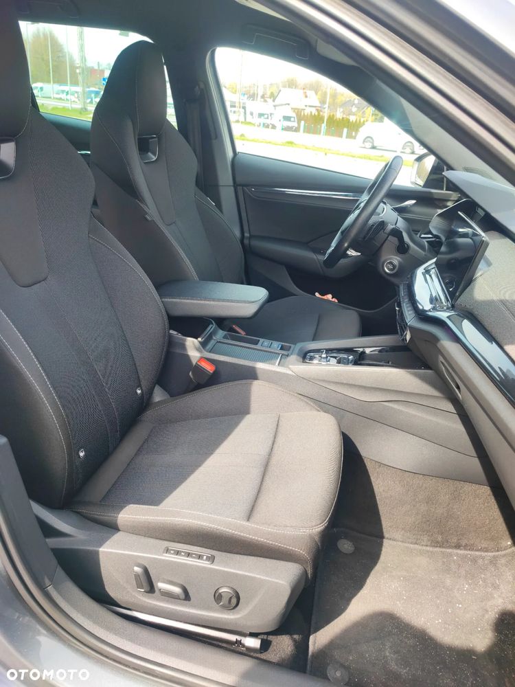 Skoda Octavia 2.0 TDI DSG Style - 9