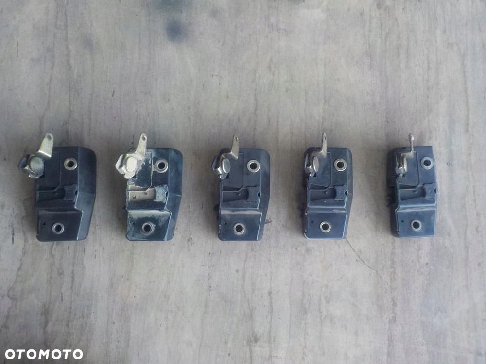 VW T4 ZAMEK DRZWI ODSUWANYCH PRAWYCH - 3