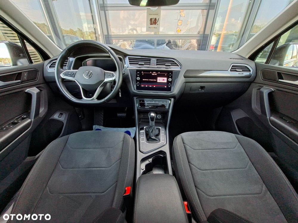 Volkswagen Tiguan - 19
