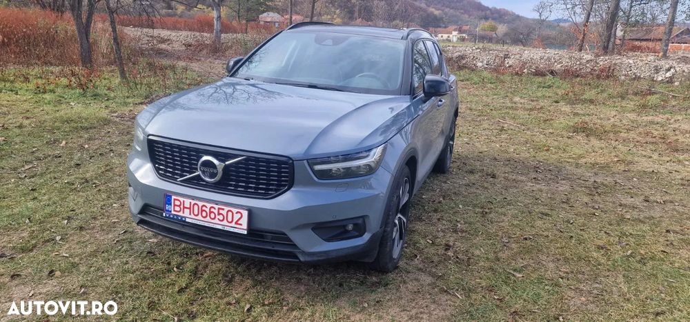 Volvo XC 40 D4 AWD R-Design - 3