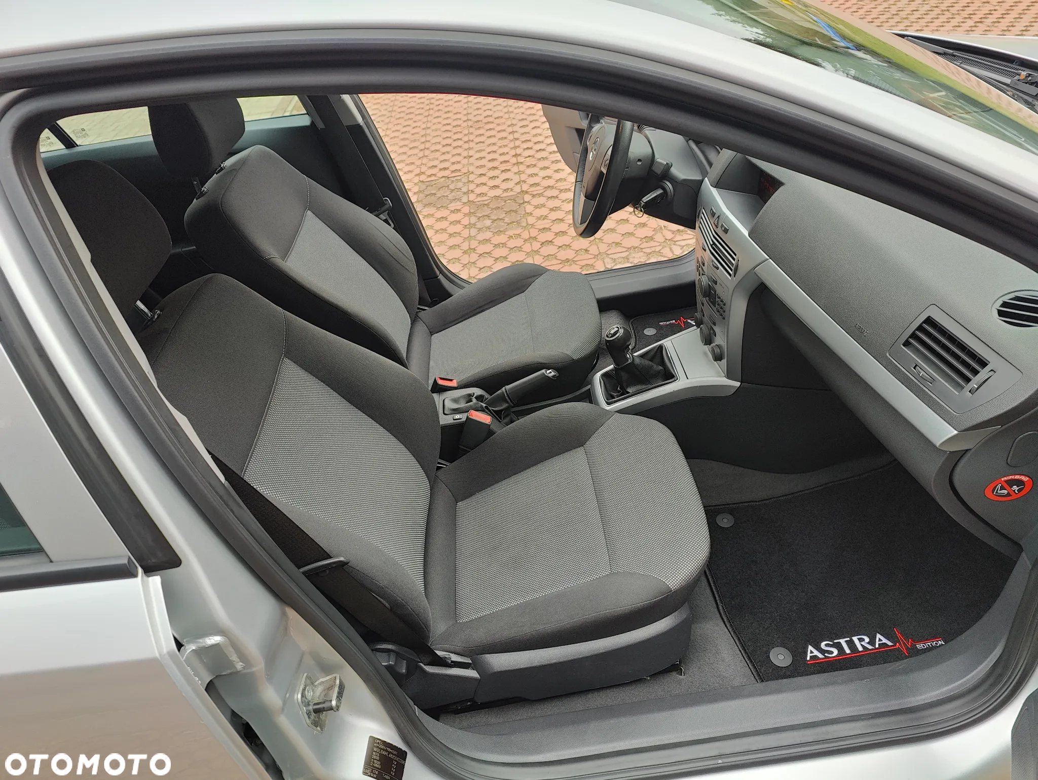 Opel Astra III 1.7 CDTI - 21