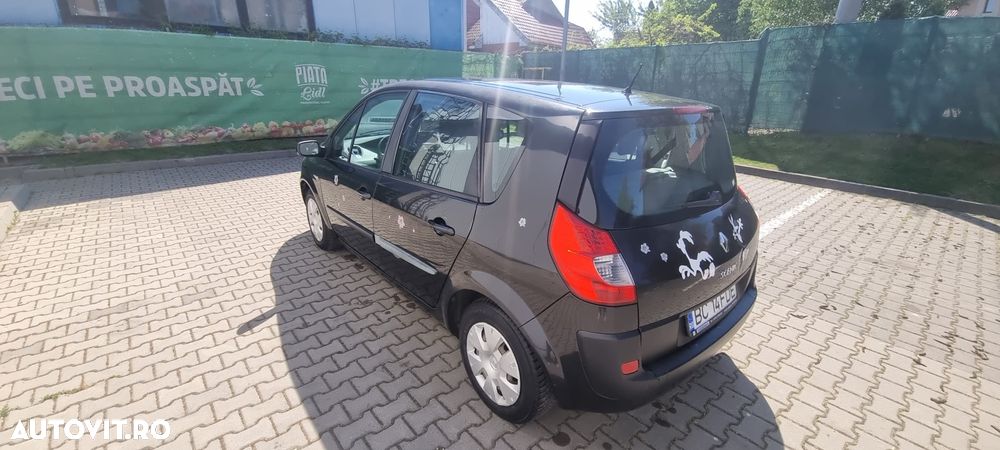 Renault Scenic II 1.5dCi Dynamique - 12