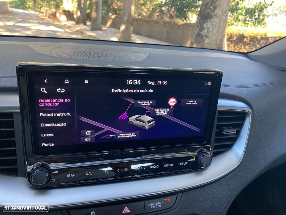 Kia XCeed 1.0 T-GDi Dynamic - 27