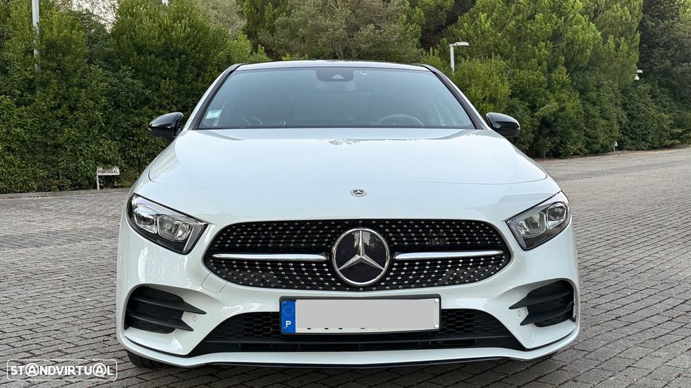 Mercedes-Benz A 250 Limousine e AMG Line - 3