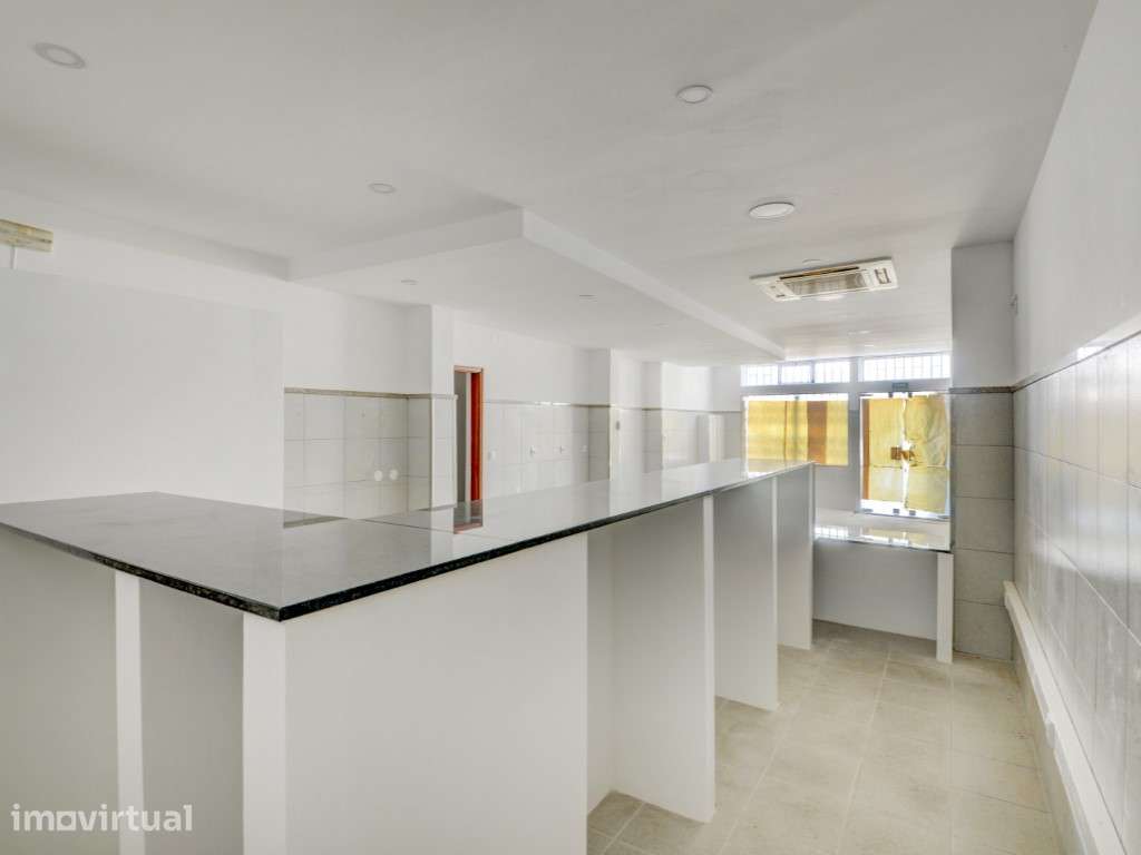 Loja comercial bom estado| 80 m² | Aldoar, Porto - Grande imagem: 5/19