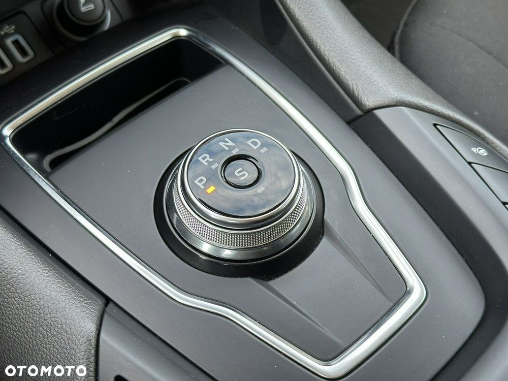 Ford Mondeo 2.0 EcoBlue Titanium - 17