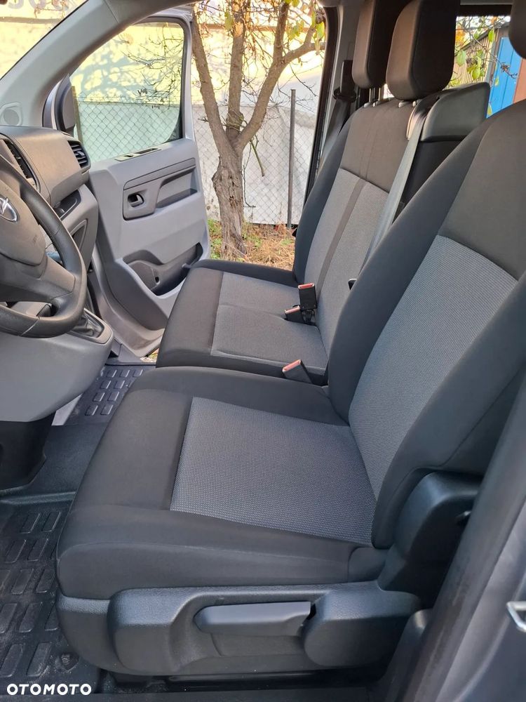 Opel Vivaro - 13