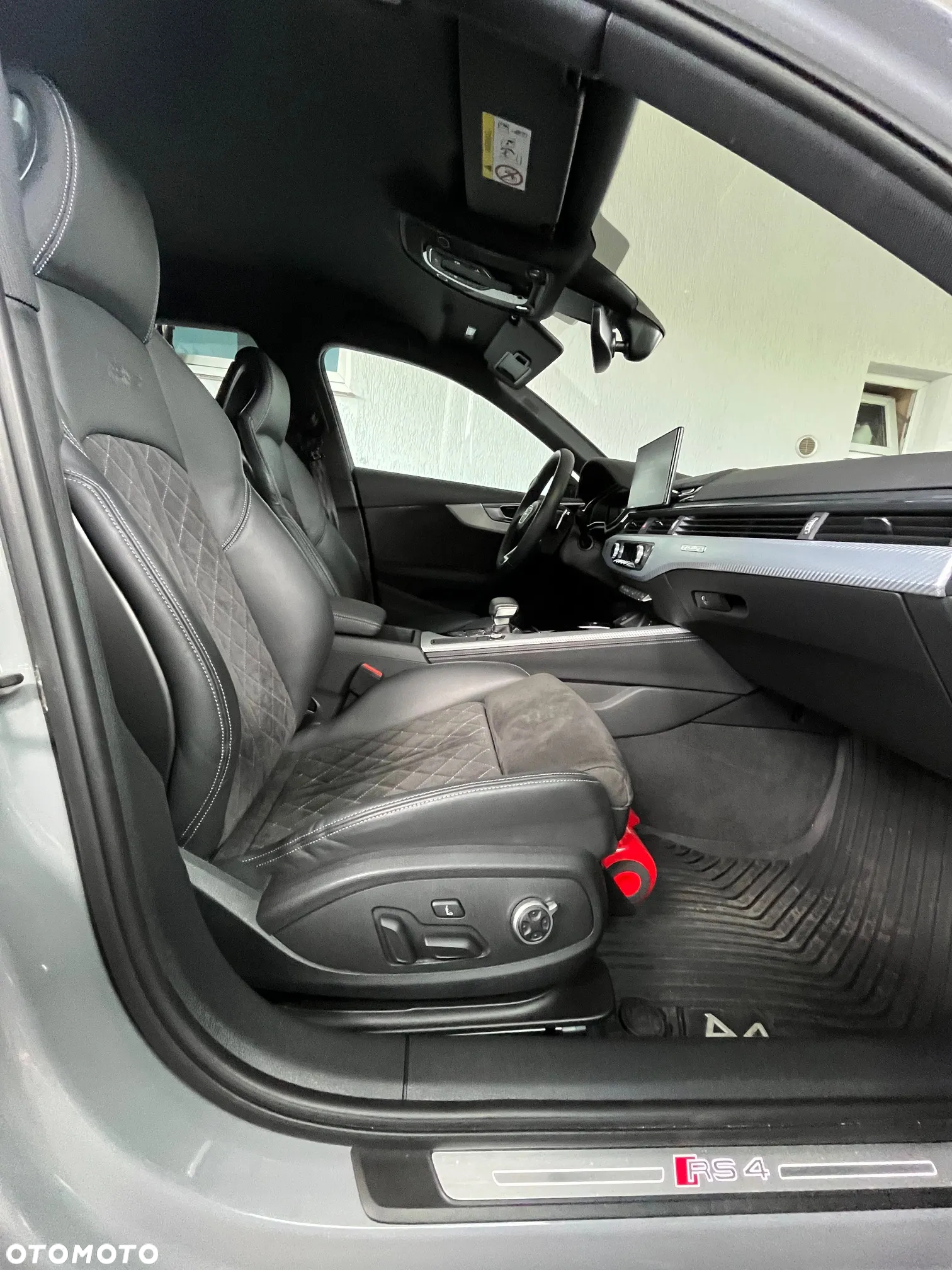 Audi RS4 TFSI Quattro Tiptronic - 16