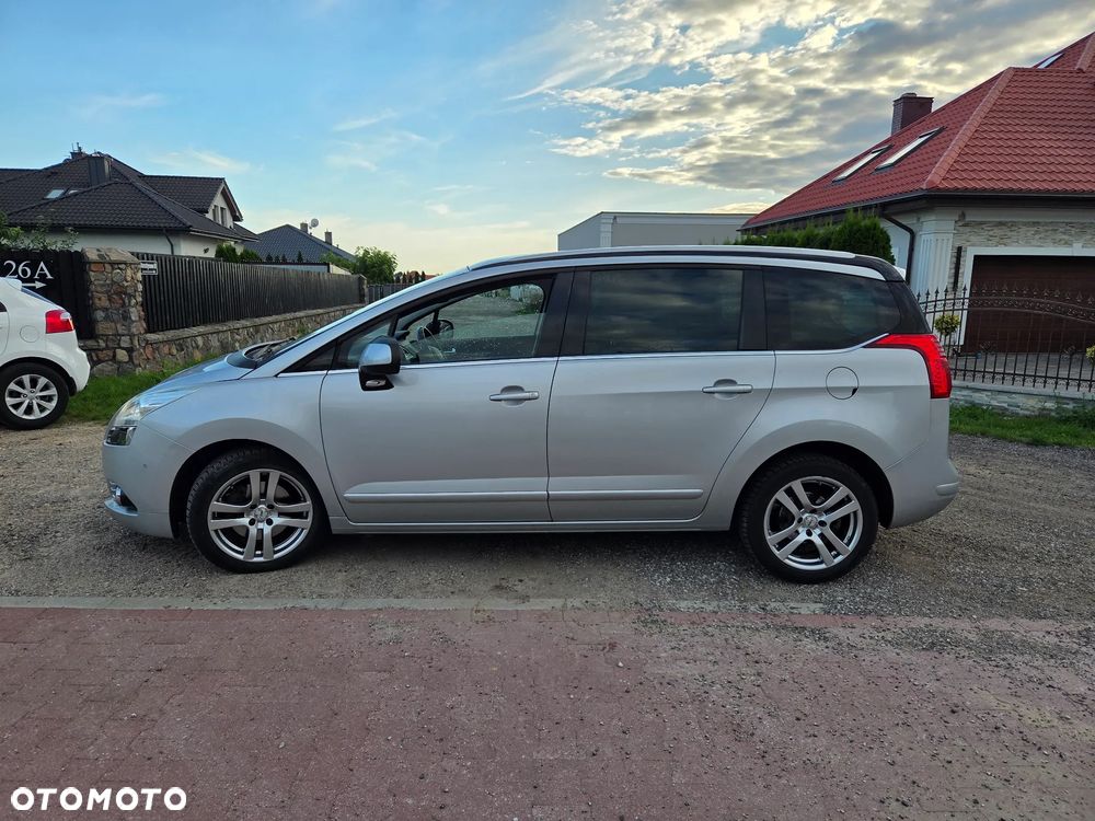 Peugeot 5008 - 3