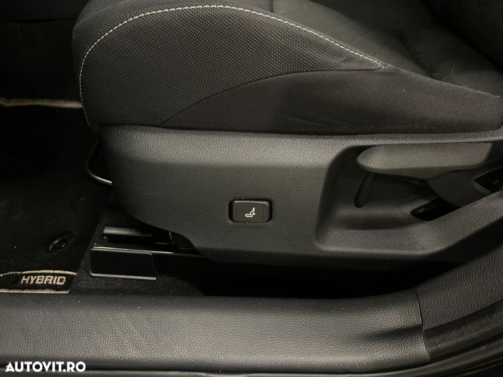 Toyota Corolla 1.8 HSD Dynamic - 16