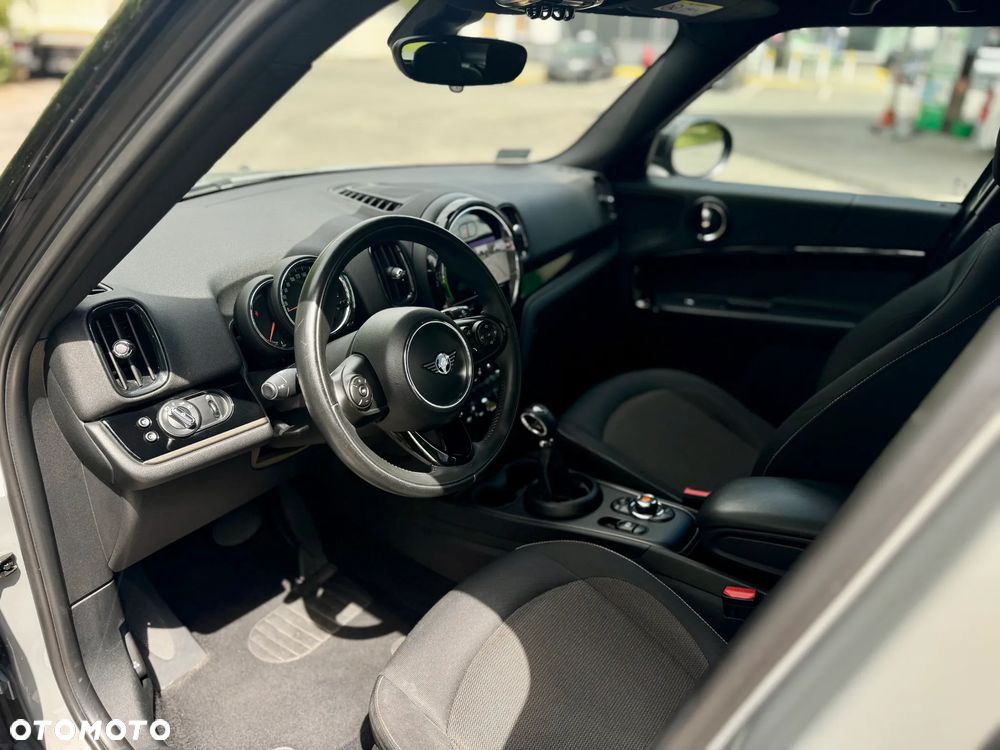 MINI Countryman Cooper SE ALL4 Classic Trim - 14