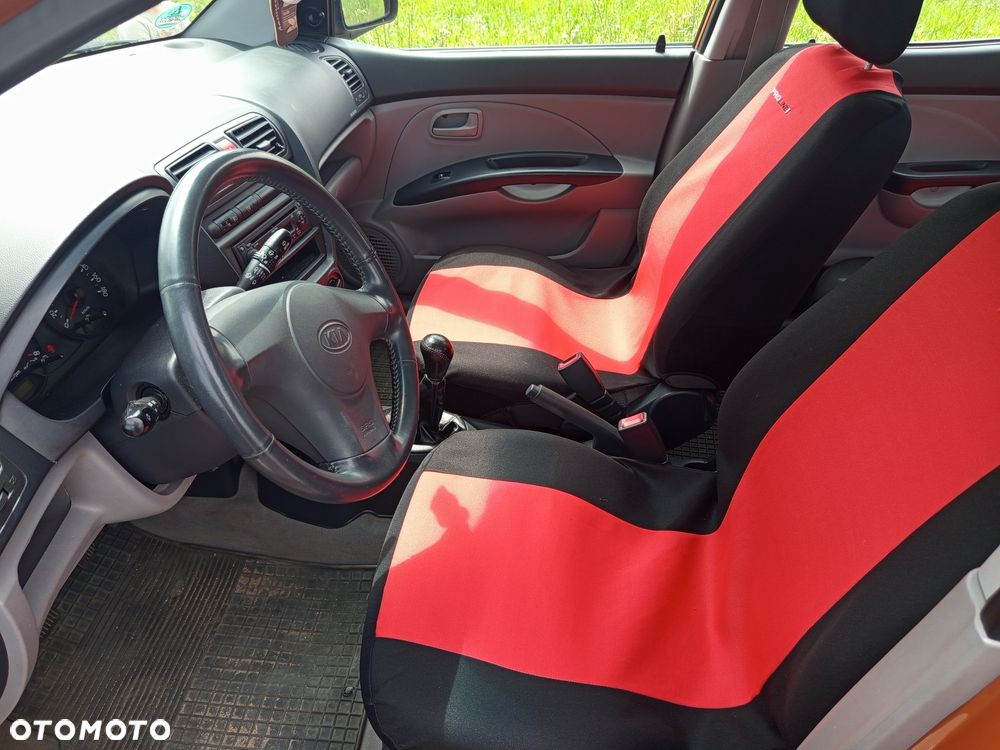 Kia Picanto - 8